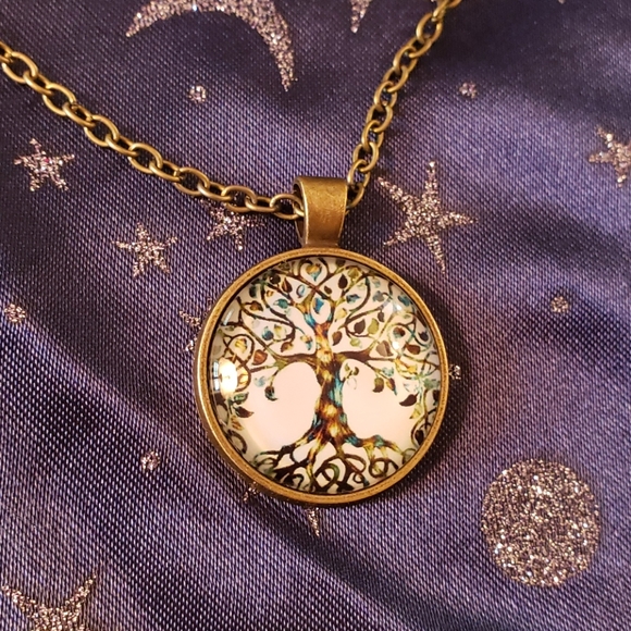 Tree of Life necklace - Picture 2 of 4